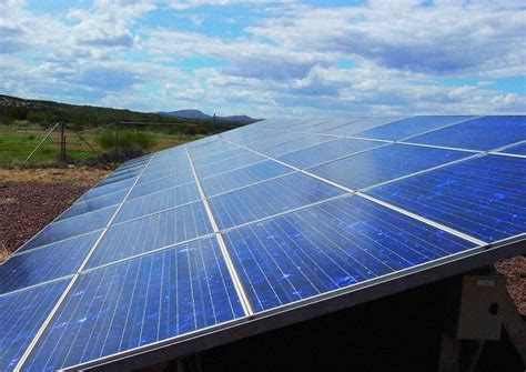 Comienzan a construirse las dos plantas solares más grandes del mundo