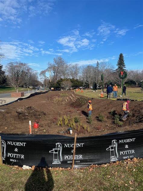 Southampton Village Installs New Bioswale At Corner Of Windmill And