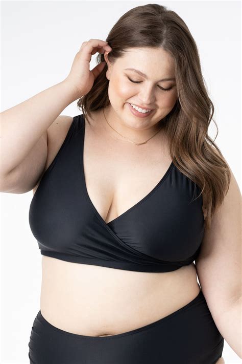 The Crossover Bikini Top Black Shopperboard
