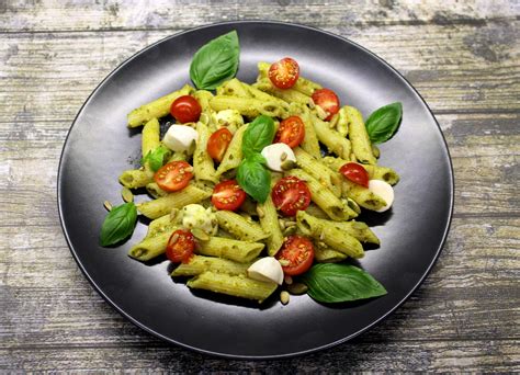 Makaron Z Pesto Bazyliowym AlterSmaki