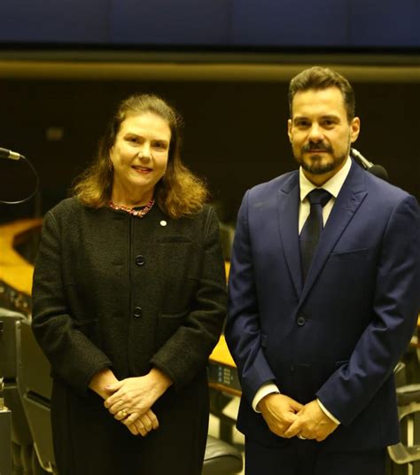 TV Cidade é homenageada na Câmara dos Deputados por seus 45 anos