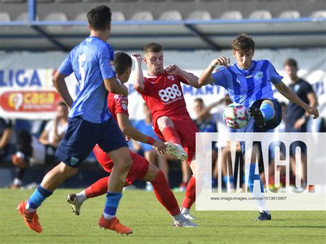 Valentin Marius Lazar Si Vlad Alexandrescu In Meciul De Fotbal Dintre