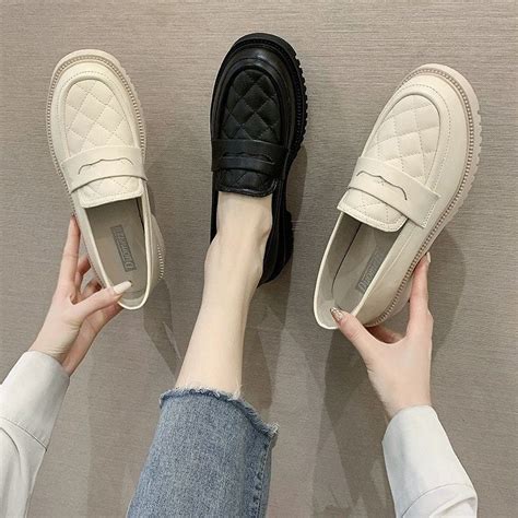 Jual 02 02 COD Sepatu Loafer Wanita Sepatu Docmart Beige And Black