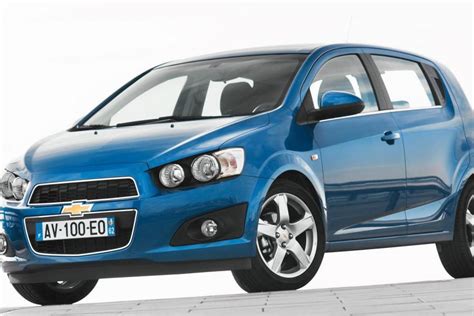 Chevrolet Aveo Photos and Specs. Photo: Chevrolet Aveo Specification ...