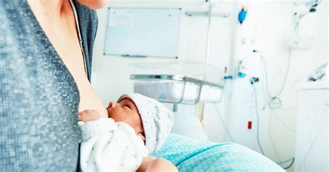 Breastfeeding A Preemie In The Nicu The Motherly Heap