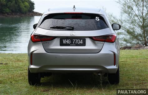 REVIEW: 2022 Honda City Hatchback in Malaysia - RS e:HEV hybrid and V ...