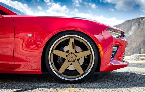 2016 Chevy Camaro Ss On Blaque Diamond Bd21 Bronze Wheels