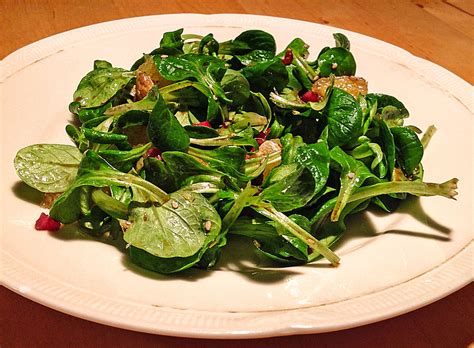 Feldsalat mit Speck und Nüssen von willinpe Chefkoch de