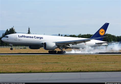 D ALFD Lufthansa Cargo Boeing 777 FBT Photo by Alejandro Hernández León