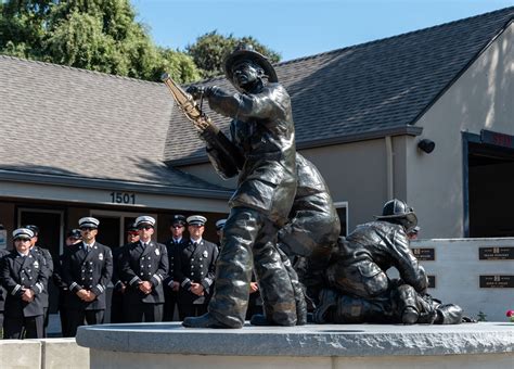 Fallen Firefighters Memorial Unveiled At Victory Park Stocktonia News