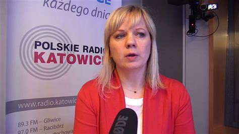 Ekspert radzi kto może założyć Kartę Dużej Rodziny cz 2 Radio