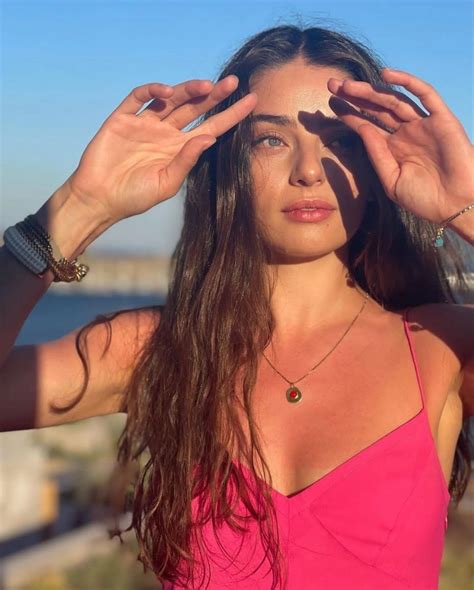 Pin by 𝒱𝒾𝓁𝑒𝓃𝓈𝓀𝒶𝓎𝒶 on Mavi Ayça aysin turan Ayça ayşin Beauty life