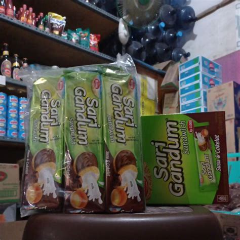 Jual Sari Gandum Sandwich Susu Coklat Roma Mayora Shopee Indonesia