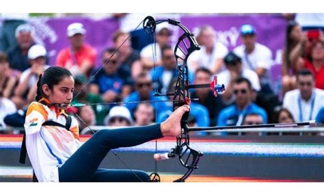 Sheetal Devi becomes world No 1 para archer - Daily Excelsior