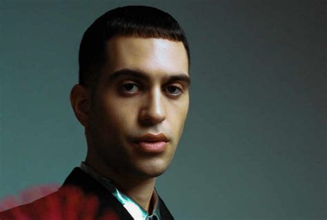 Mahmood A Sanremo Da Soldi A Tuta Gold Il Padre Sempre Presente