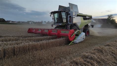 Claas Lexion 5400 Und Deutz Fahr 7250 Mit Krone Big Pack Youtube