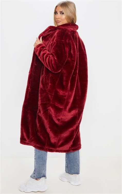 Burgundy Faux Fur Coat In 2020 Burgundy Fur Coat Fur Coat Faux Fur