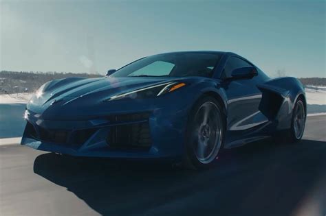 Chevrolet Corvette Hybrid Sports Car Revealed Ev To Follow