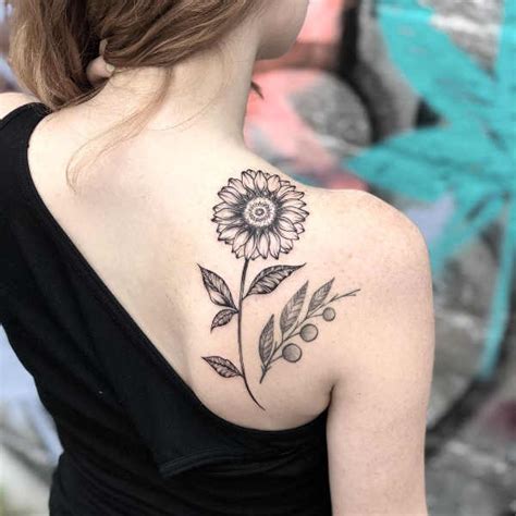 Tatuaggio Girasole: Significato, Idee e Foto - Tatuaggio.co