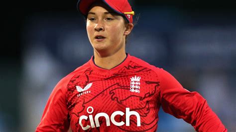 England's Alice Capsey and Sophie Ecclestone join WBBL with Melbourne ...