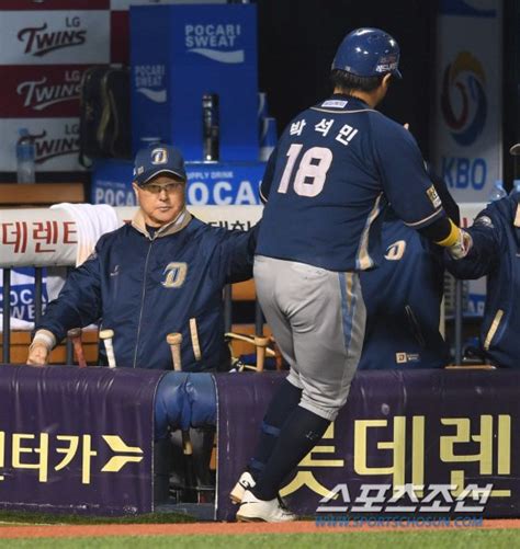 Po 대권 4수생 김경문 친정 두산 상대 한풀이 할까 네이트 스포츠