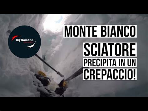 Monte Bianco Sciatore Precipita In Un Crepaccio Salvato Dall Amico