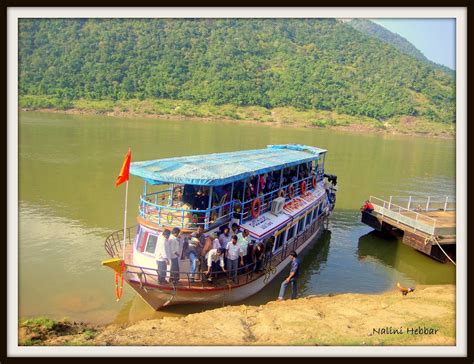 Papikondalu By Boat Cruise On Godavari River