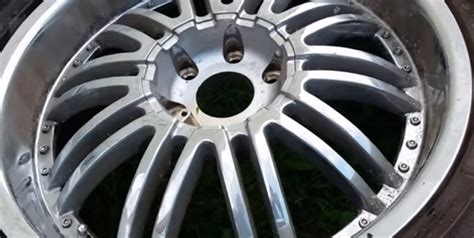 How To Clean Chrome Rims That Are Pitted Cleanstuffeasy