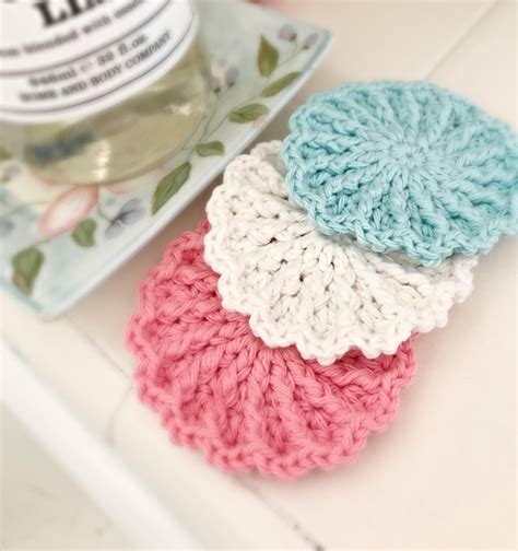 The Farmhouse Kitchen Scrubby Crochet Pattern Face Scrubbies Gift