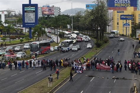 Maestros Bloquean Carretera Xalapa Veracruz Xeu Noticias Veracruz