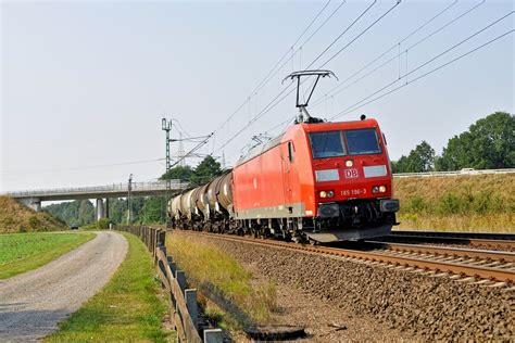 Db Cargo Mit Kurzem Kesselwagenzug In Richtung Hannover