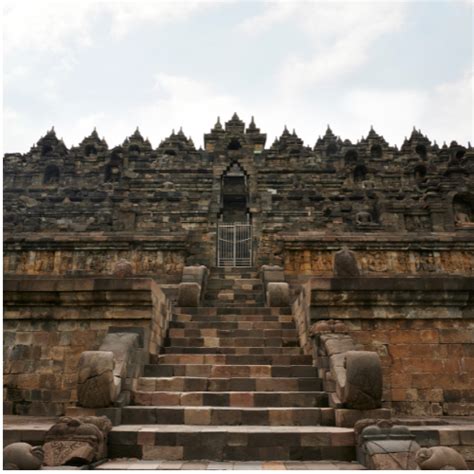 Candi Borobudur Mempunyai Fakta Menarik