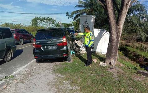 Mobil Dan Motor Terlibat Kecelakaan Di Jalan Tjilik Riwut