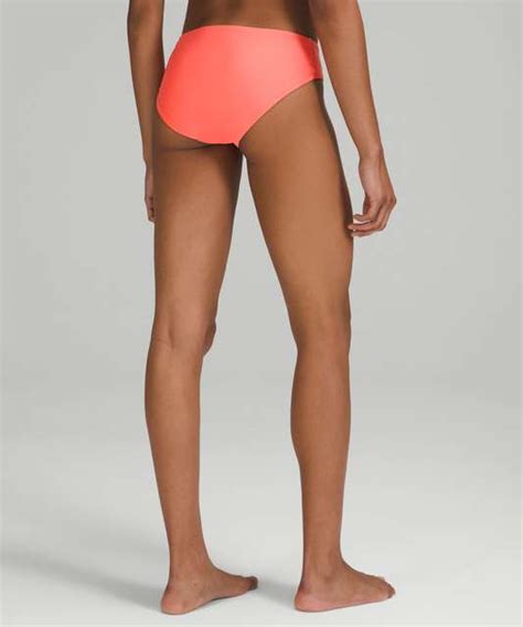 Lululemon Waterside Mid Rise Swim Bottom Medium Bum Coverage Black