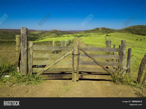Rustic Gate Farm Image And Photo Free Trial Bigstock