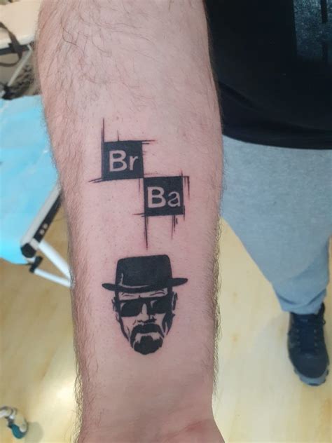 Tatouage Breaking Bad Par Lily Tarawa Cap DAgde Tarawa Studio Tattoo