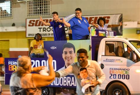 Em Carreata Pelo Cohatrac Fernando Braide Recebe Apoio Dos Moradores