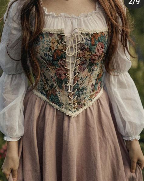 Pin by Lidya on Medieval | Old fashion dresses, Fair outfits, Vintage dresses