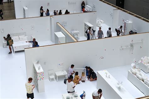 Yayoi Kusama S Famed The Obliteration Room Comes Back To Tate Modern