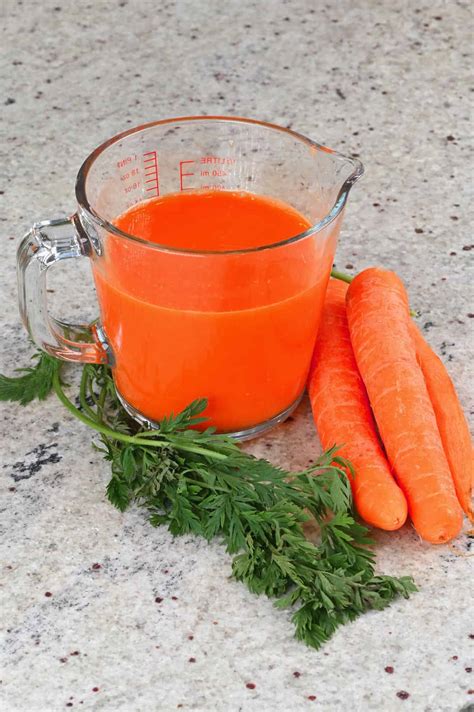 How To Juice Carrots 1 Ingredient Carrot Juice Recipe Alphafoodie