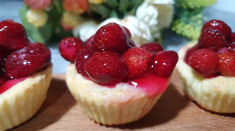 Cupcake de morango delicioso para fazer em ocasiões especiais veja