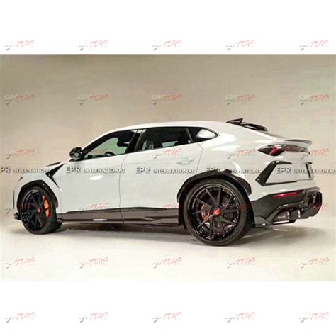 LAMBORGHINI URUS Lamborghini Urus TPC Style Front Rear Fender Wider