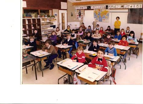 Photo De Classe Cm De Ecole Les Hauts De Saint Pierre Saint