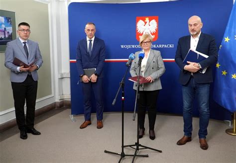 Razem Bezpieczniej Ruszy Nab R Projekt W Podkarpacki Urz D