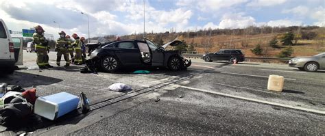 Wypadek Samochodowy Na Autostradzie A W Dniu Komenda