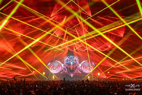 Photos Et Vid Os Couper Le Souffle Du Thunderdome D Excision