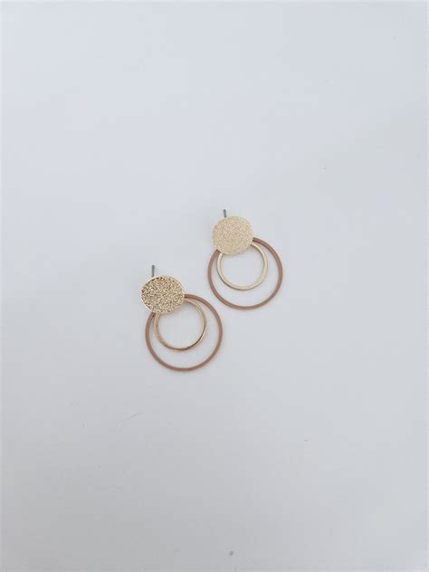 Nude Gold Double Circle Scollection By Screations