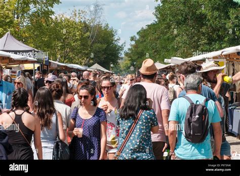 Berlin Germany July 2018 People On Crowded Flea Market Mauerpark