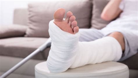 Hairline Fracture In The Foot Silverlake Er