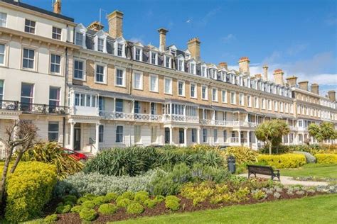 2 Bed Flat For Sale In Heene Terrace Worthing Bn11 Zoopla